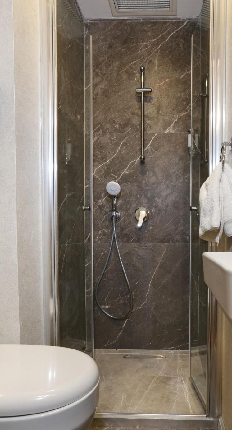 Discovery Hotel Istanbul Ngoại thất bức ảnh