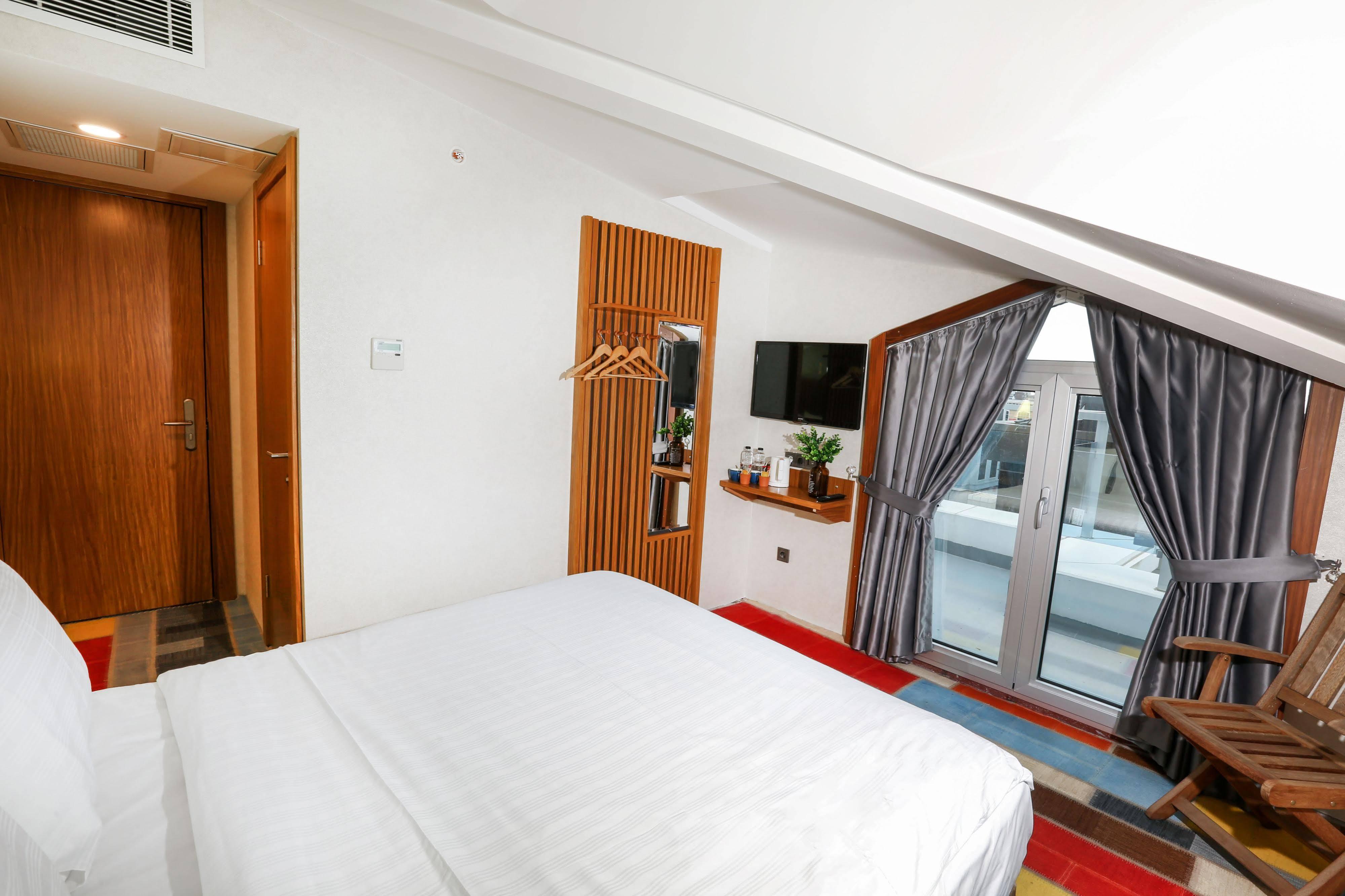 Discovery Hotel Istanbul Ngoại thất bức ảnh